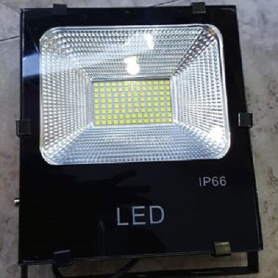 Đèn pha Led - Màn Hình LED Hiệp Phong - Công Ty TNHH Thương Mại Dịch Vụ Sản Xuất Thiết Bị Điện Hiệp Phong